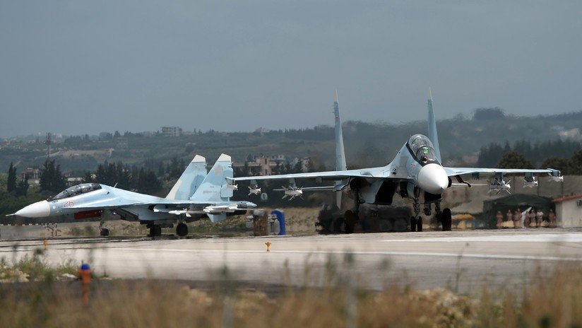 Rusia destruye seis drones de terroristas lanzados contra su base de Jmeimim en Siria