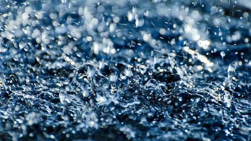 "Está lloviendo plástico": hallan micropartículas en agua de lluvia tomada a más de 3 kilómetros de altura (FOTOS)