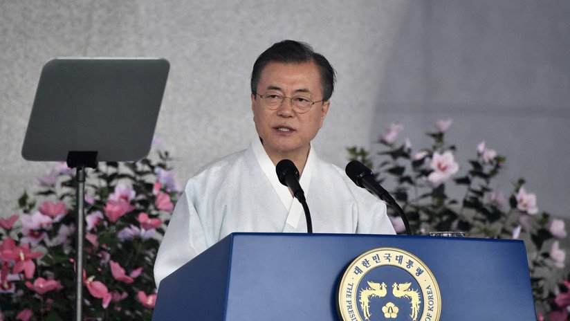 El presidente surcoreano promete buscar la reunificación de las dos Coreas para 2045