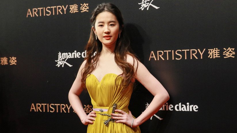 Piden boicotear 'Mulan' después de que su protagonista apoyara a la Policía de Hong Kong