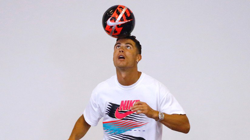 "¿Cuántos millones le habrán pagado?": un peculiar baile de Ronaldo en un anuncio causa furor en la Red (VIDEO)