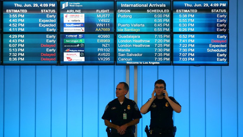 Una falla en los sistemas de verificación de pasaportes genera problemas en varios aeropuertos de EE.UU.