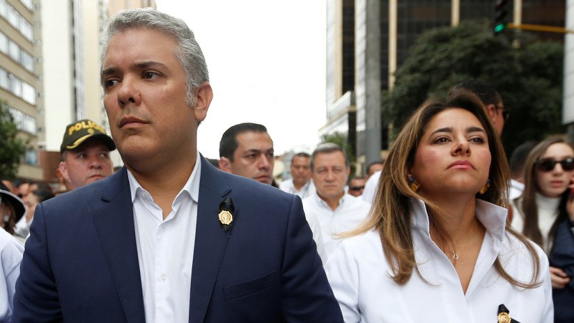 Gobierno de Colombia lanza un premio con el nombre de la primera dama y la polémica es inmediata
