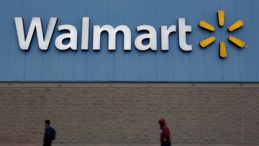 Walmart acusa a Tesla de "negligencia grave" por los incendios de sus sistemas de paneles solares