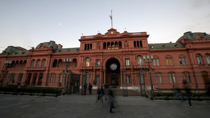 Gobernadores de Argentina irán a la Justicia en rechazo a las medidas de Macri por el costo fiscal