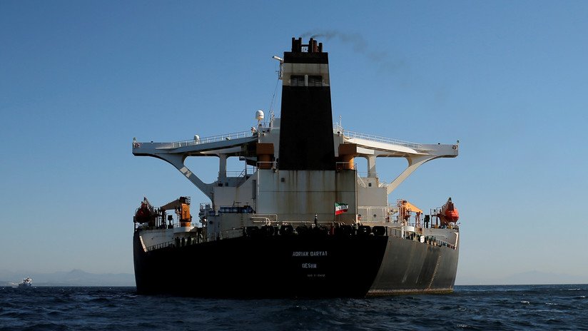 Irán afirma que vendió el crudo del petrolero liberado por Gibraltar y que su propietario decidirá el destino del buque