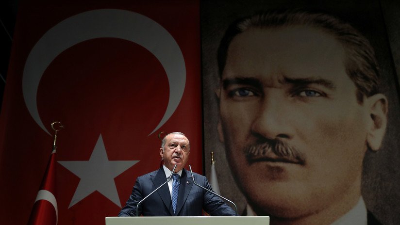 Erdogan: "Las tropas turcas ingresarán en el territorio sirio muy pronto"