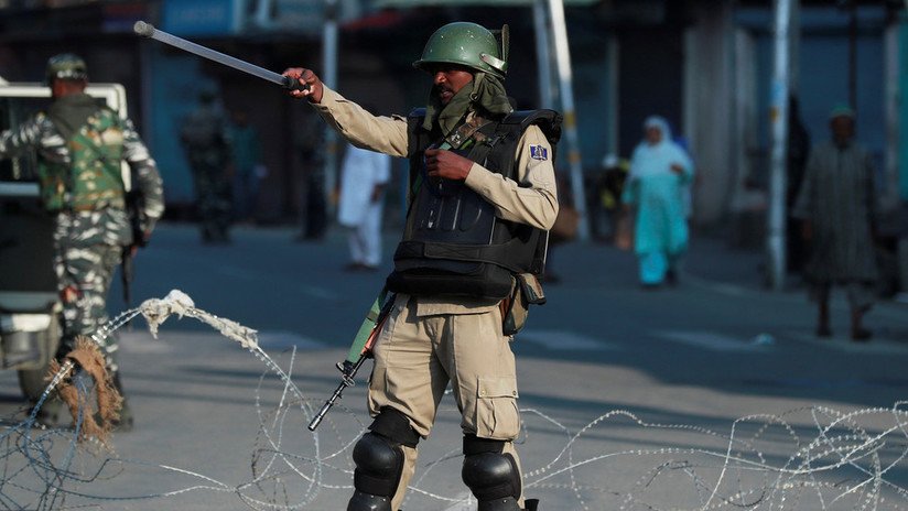 Ministro de Defensa indio a Pakistán: "¿Por qué lloran por Cachemira si nunca les ha pertenecido?"