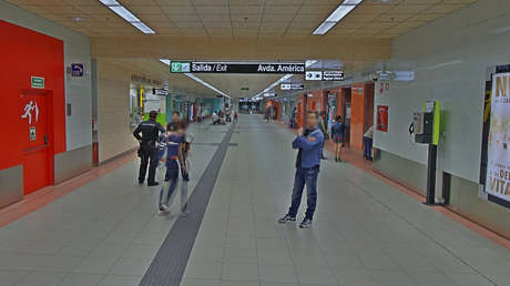 VIDEO: Brutal paliza de dos vigilantes de seguridad a un hombre negro, captada por cámaras