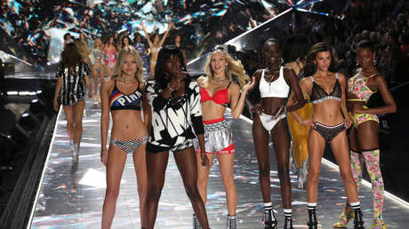 Un centenar de modelos piden a Victoria’s Secret que las proteja de agresiones sexuales