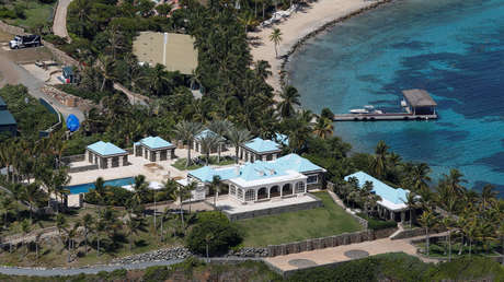 El FBI allana la isla caribeña de Jeffrey Epstein poco después de su aparente suicidio en la cárcel