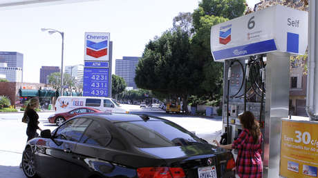 EE.UU.: Una gasolinera desata un caos vehicular luego de ofrecer el litro de combustible a 10 centavos de dólar