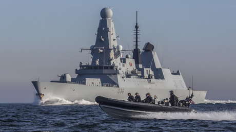 Reino Unido envía otro buque de guerra al golfo Pérsico