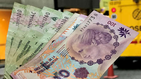 El Gobierno argentino propone aumentar el salario mínimo 35 % en tres cuotas