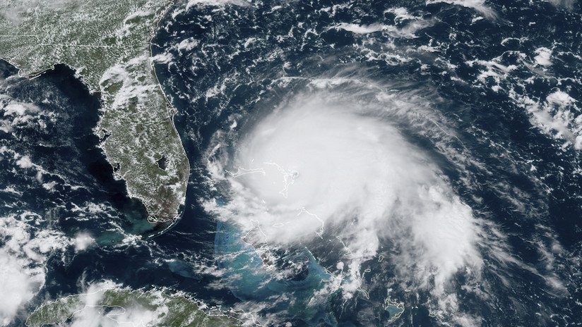 MINUTO A MINUTO: El huracán Dorian azota a Bahamas en su destructivo paso hacia EE.UU.