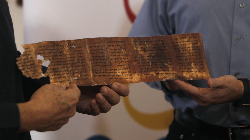 Descubren un nuevo secreto del rollo más extenso de los Manuscritos del mar Muerto