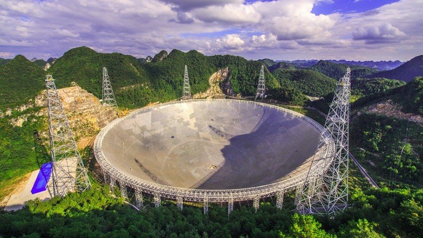 El telescopio más grande del mundo registra en pocos días más de 100 radioseñales misteriosas provenientes del espacio