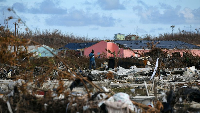 Gobierno de Bahamas niega falsear la cifra de muertos del huracán Dorian mientras los residentes reportan sobre cientos de víctimas
