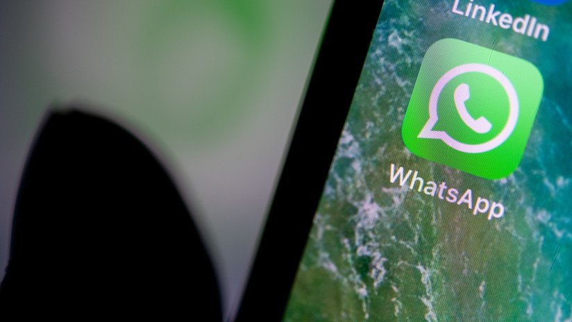 Un nuevo timo otorga a los 'hackers' acceso a todos los chats de WhatsApp con un solo clic