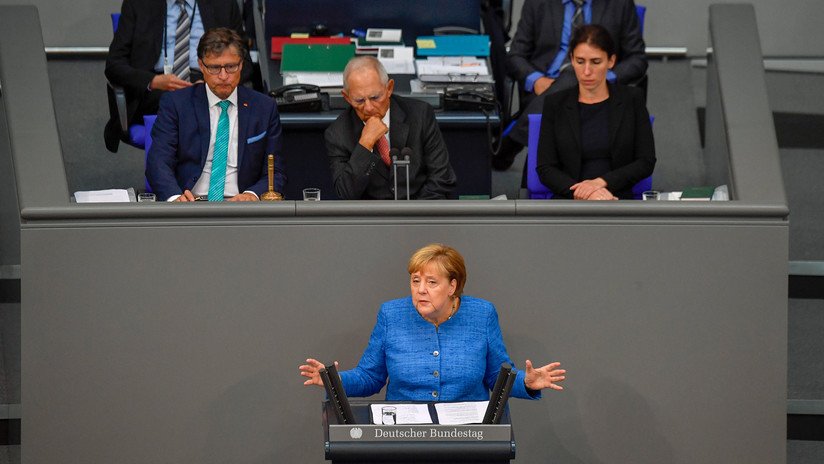Merkel: "EE.UU. ya no asumirá automáticamente el papel del defensor de Europa como en la Guerra Fría"