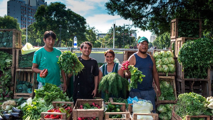 Cómo la organización de familias campesinas en Argentina logró ofrecer verduras baratas para el pueblo
