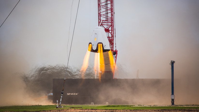 VIDEO: SpaceX realiza más de 700 pruebas de los propulsores SuperDraco de su 'taxi espacial' Crew Dragon