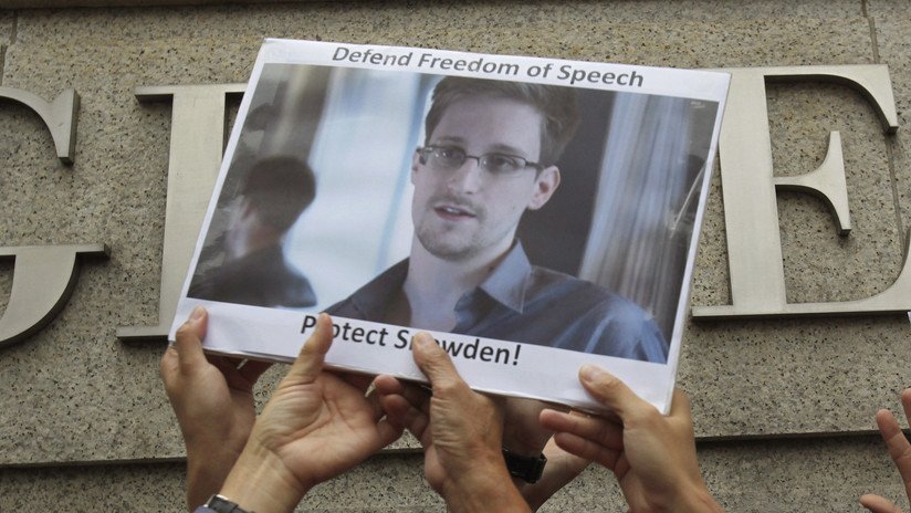 Snowden: "Las fotos de desnudos interceptadas eran una especie de moneda informal en la NSA"
