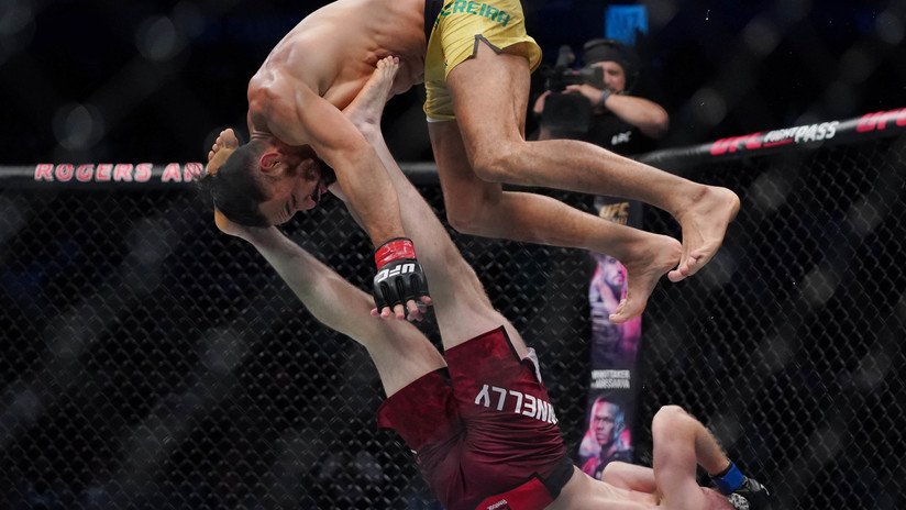 VIDEO: Luchador brasileño de la UFC asombra con sus saltos, giros y acrobacias pero pierde contra un novato