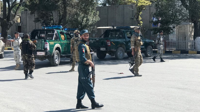 Decenas de muertos y heridos tras un doble atentado suicida durante un acto de campaña del presidente afgano
