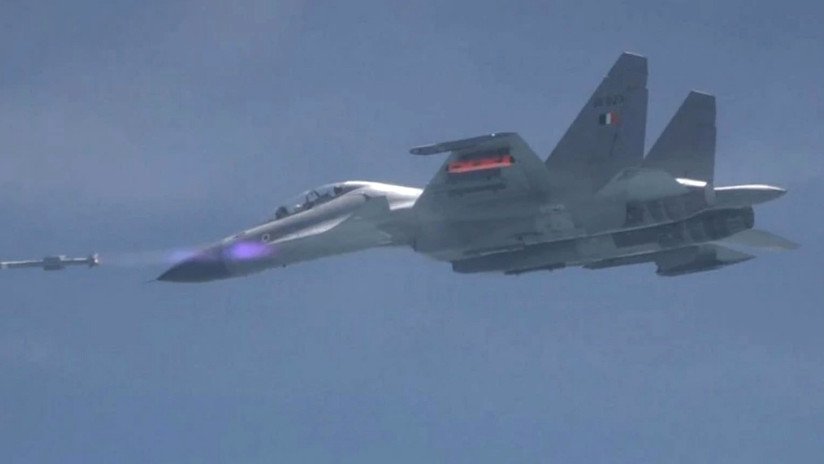 VIDEO: La India realiza con éxito pruebas de vuelo de su misil aire-aire tipo Astra