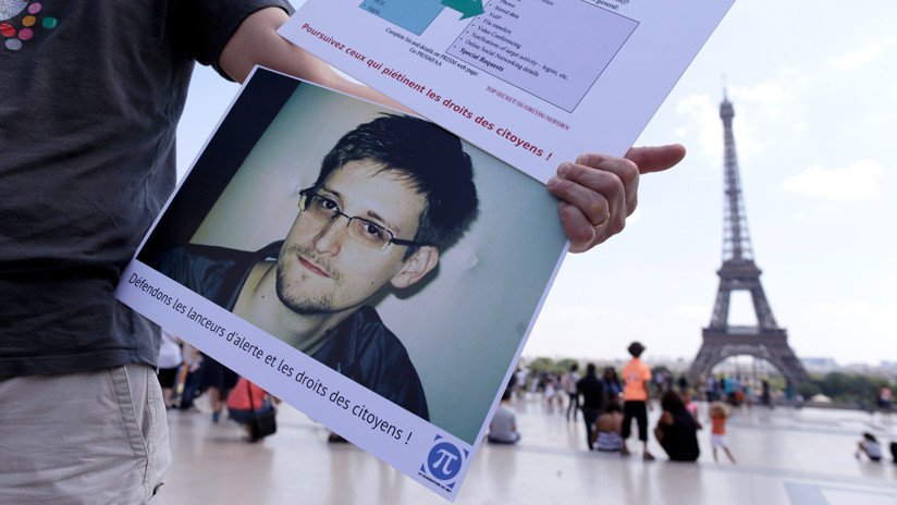 Francia cree que todavía "no es el momento" para conceder asilo a Snowden