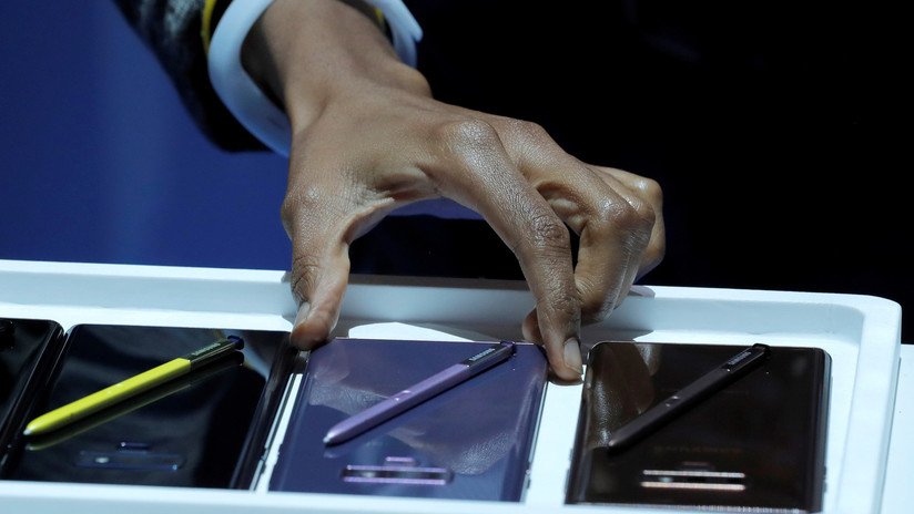 VIDEO: Un Samsung Galaxy Note 9 se incendia espontáneamente en el mostrador de una tienda en Perú