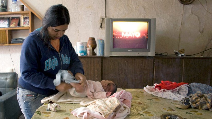 Cada seis minutos una adolescente tiene un hijo en Argentina