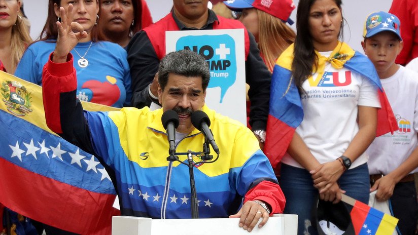 Maduro: "Es una vergüenza que EE.UU. tenga siete bases militares en Colombia apuntando contra Venezuela"