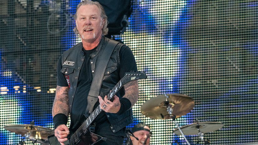 Metallica suspende su gira mundial tras el ingreso de su vocalista a un centro de desintoxicación