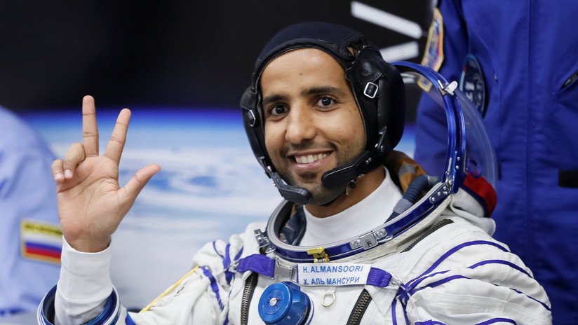 El primer astronauta emiratí cuenta que su cabeza creció al experimentar la microgravedad en la EEI