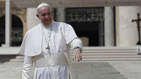 El papa Francisco queda atrapado en un ascensor del Vaticano por 25 minutos y es rescatado por los bomberos