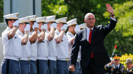 Pence: el Ejército estadounidense está "preparado" tras los ataques a las refinerías sauditas