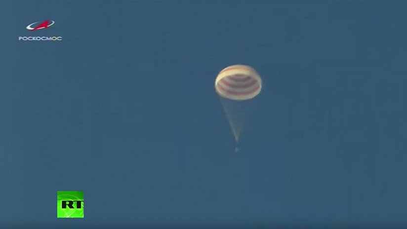 VIDEO: La nave espacial Soyuz MS-12 regresa a la Tierra