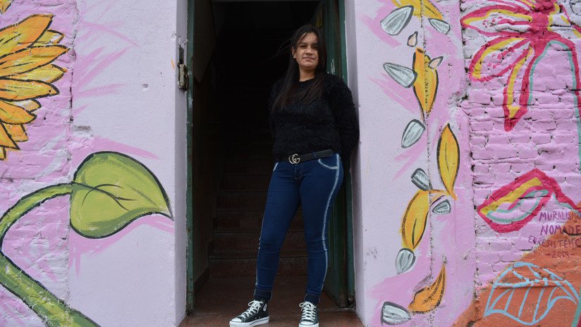 "Somos mujeres luchadoras": trabajadoras argentinas emprenden el rescate de una popular fábrica de golosinas abandonada por sus dueños