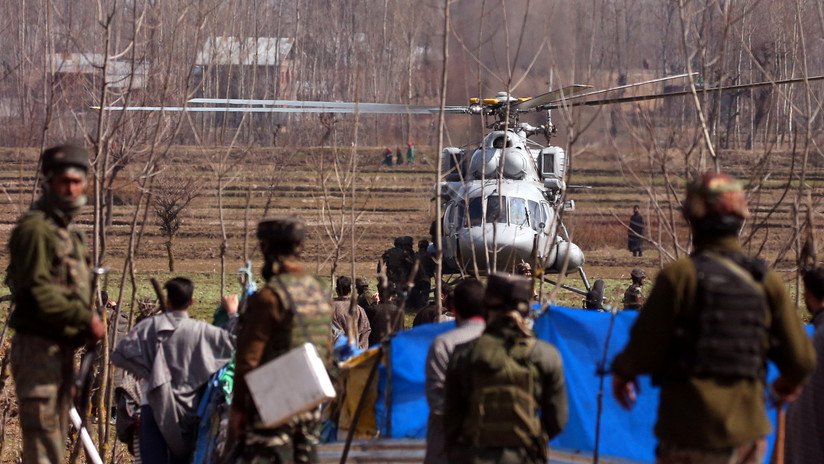 "Un gran error": India reconoce que derribó un helicóptero militar suyo con soldados a bordo