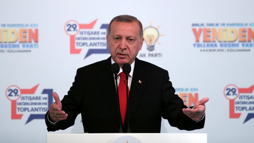Erdogan advierte que el operativo en Siria puede arrancar "cualquier noche sin previo aviso"