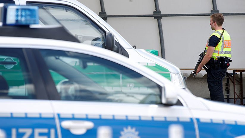 Múltiples heridos en Alemania luego de que un hombre robara un camión y embistiera a varios vehículos