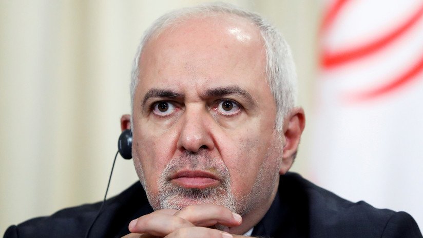 Zarif tacha las nuevas sanciones estadounidenses contra el Banco Nacional de Irán de "crímenes de guerra"