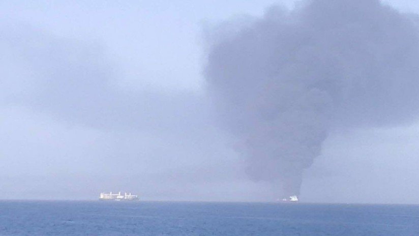 Se produce una explosión en un petrolero iraní cerca de un puerto de Arabia Saudita