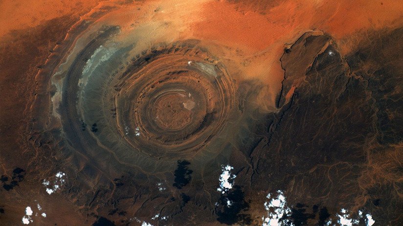 FOTO: Astronauta capta el colosal 'Ojo del Sahara' desde la EEI