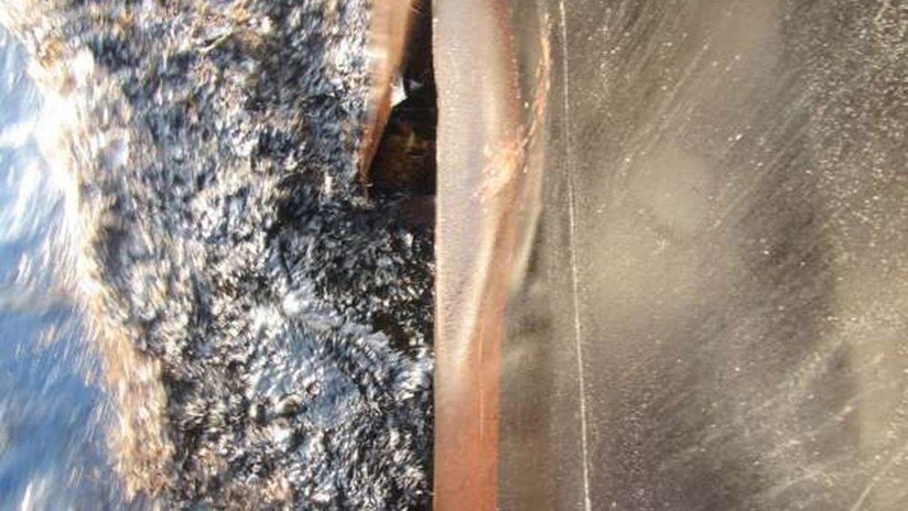 Nuevas imágenes muestran el estado del petrolero iraní Sabiti tras ser atacado con misiles cerca de un puerto saudita