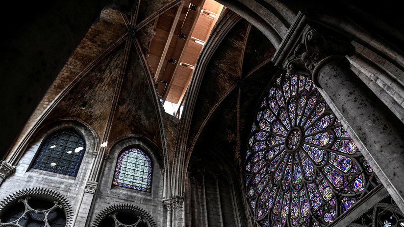 Condenan a prisión a dos mujeres de una célula terrorista del EI por un fallido atentado en Notre Dame