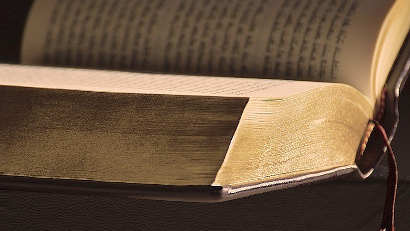 Un profesor de Oxford es acusado de vender fragmentos de una antigua Biblia