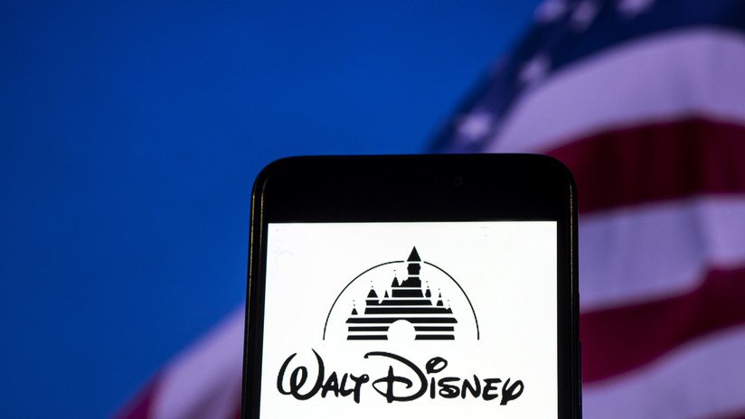 Trabajo 'de película': Disney busca candidatos para ver películas durante un mes a cambio de 1.000 dólares